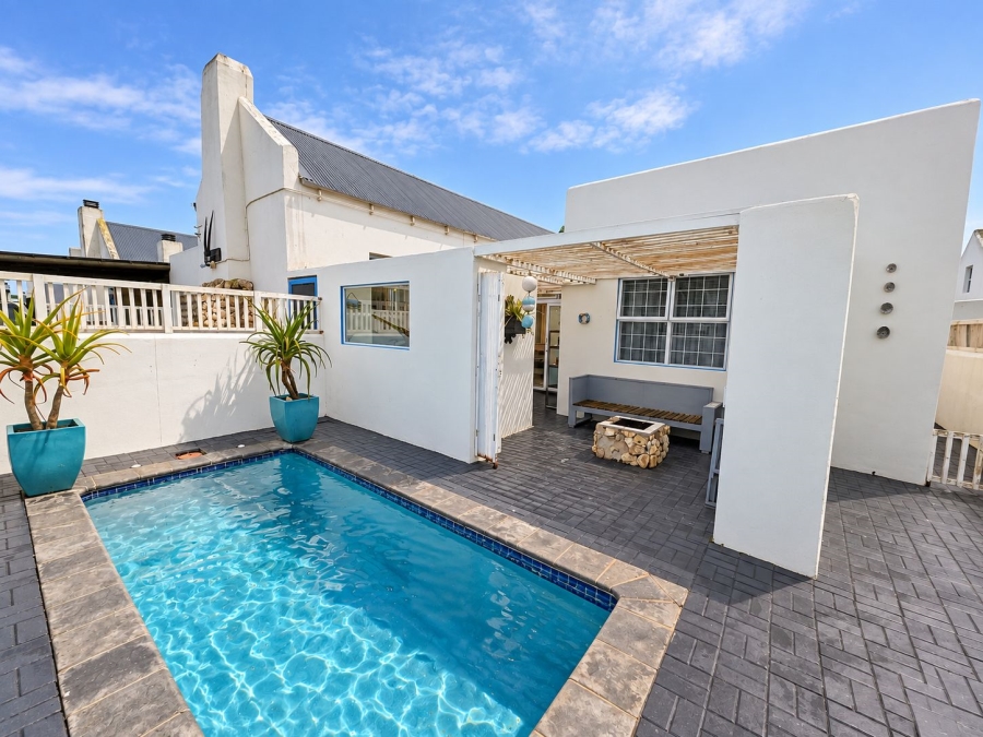 3 Bedroom Property for Sale in Paternoster Western Cape